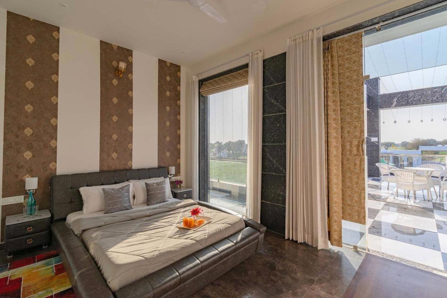 Iris Heaven'Z By Radha Rani Resort Jaipur Extérieur photo