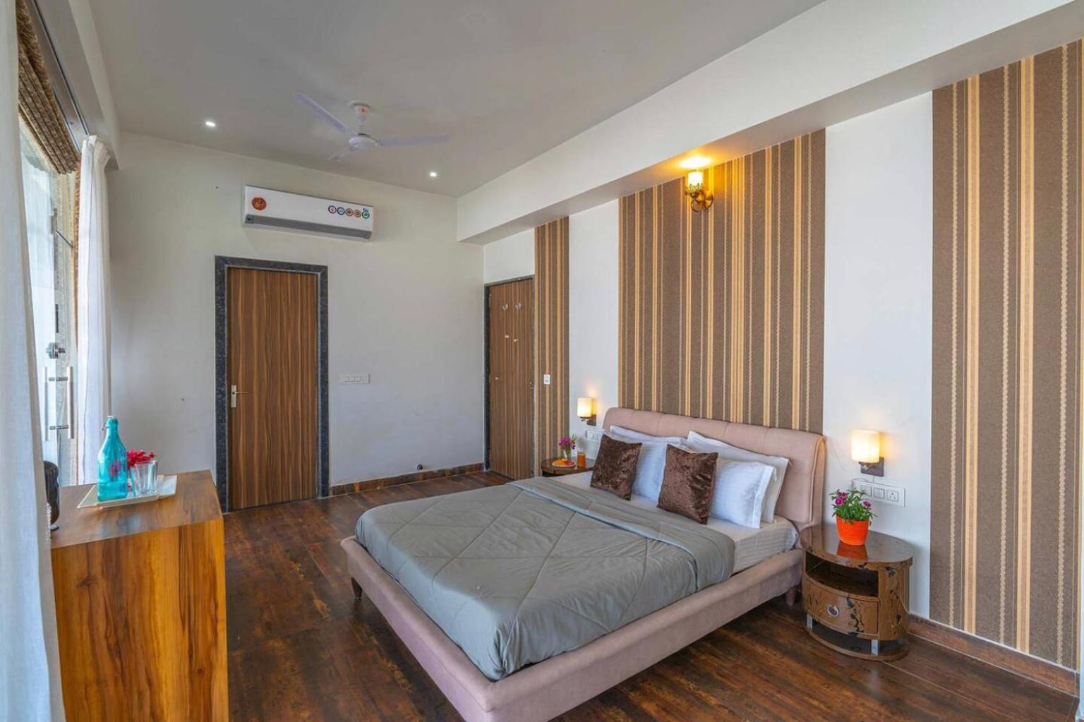 Iris Heaven'Z By Radha Rani Resort Jaipur Extérieur photo