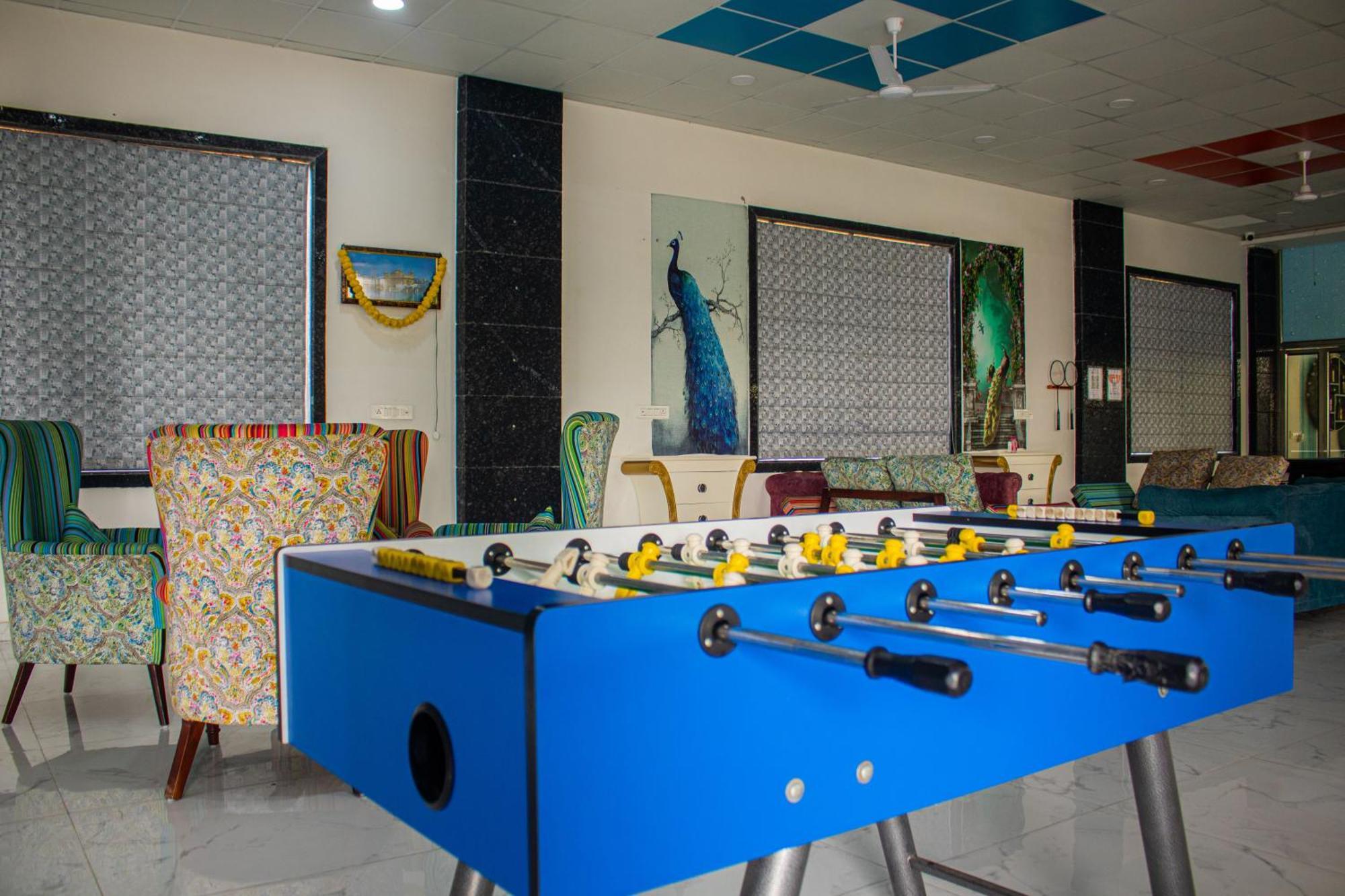 Iris Heaven'Z By Radha Rani Resort Jaipur Extérieur photo